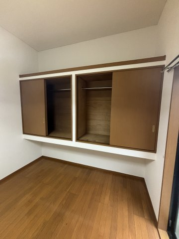 フォレスト中野Ａの収納