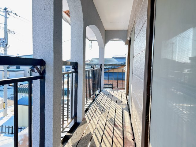 【バルコニー】 | 北見市東相内町６５１番地２１　中古売家 | 【現況】ベランダ