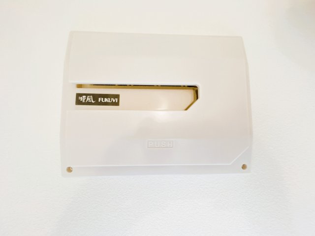 【冷暖房・空調設備】 | 北見市東相内町６５１番地２１　中古売家 | 【リフォーム済】換気扇です。