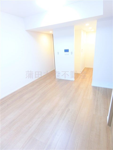 アーバンパーク東六郷Iの居間・リビング