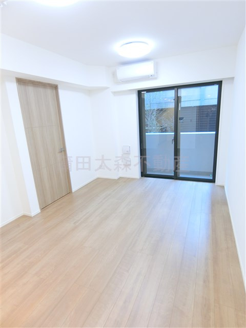 アーバンパーク東六郷Iの居間・リビング