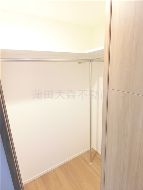 アーバンパーク東六郷Iの収納|収納　ウォークインクローゼット