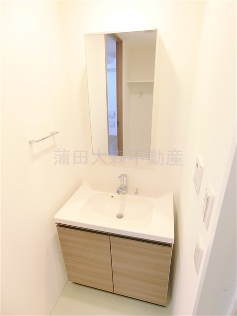 アーバンパーク東六郷Iの洗面所|独立洗面台　洗面脱衣所