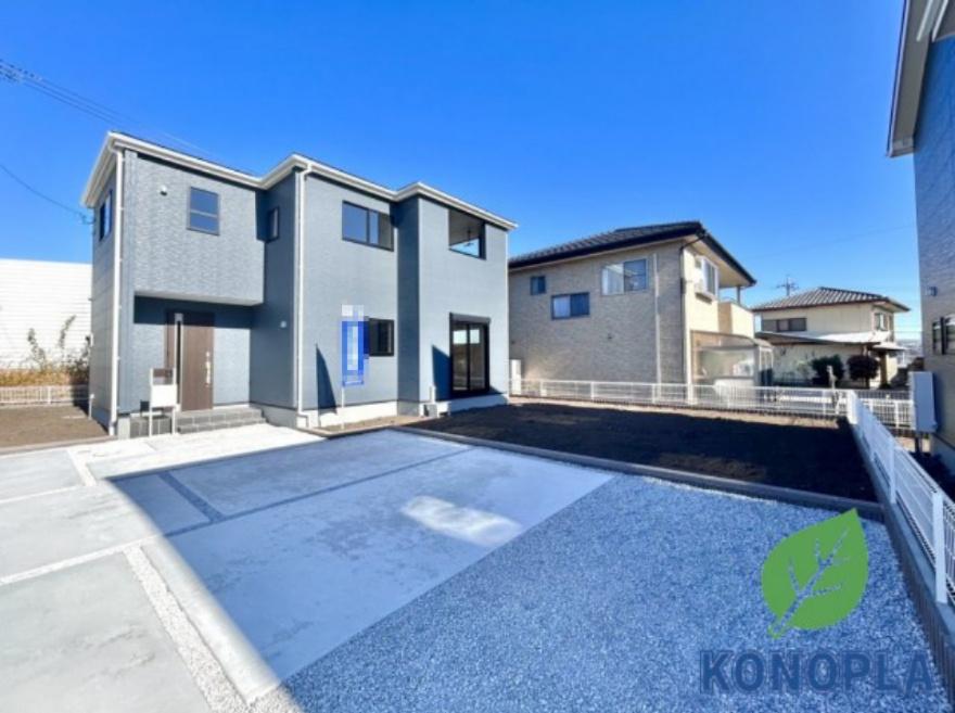 【新築戸建】渋川行幸田の外観|■外観（2号棟）｜閑静な住宅街で始める新しい暮らし♪開放的な毎日をあなたへ(^^♪
