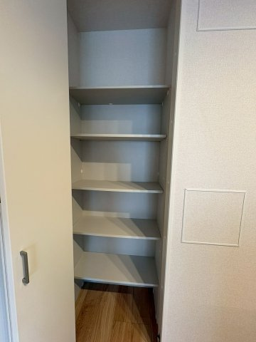 Sha Maison NAOの収納|こまごまとしたものを収納できそうですね