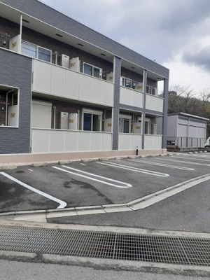 【駐車場】 | アルヴィータ