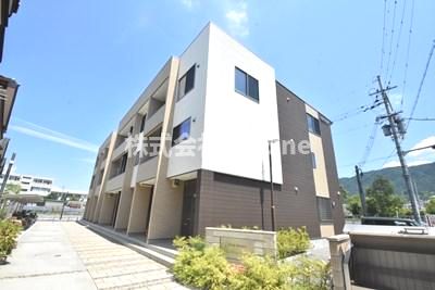 【外観】 | エクレールカララ