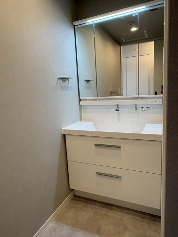 Sha Maison NAOの洗面所|ゆったりとスペースのある洗面所