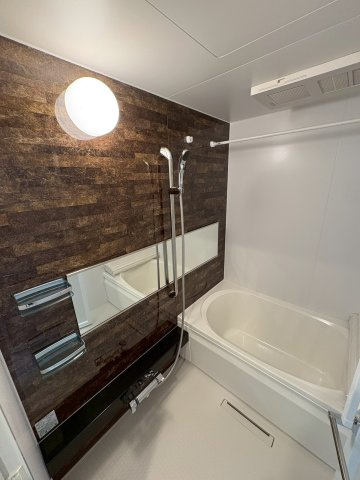 Sha Maison NAOの浴室|落ち着いた空間のお風呂です