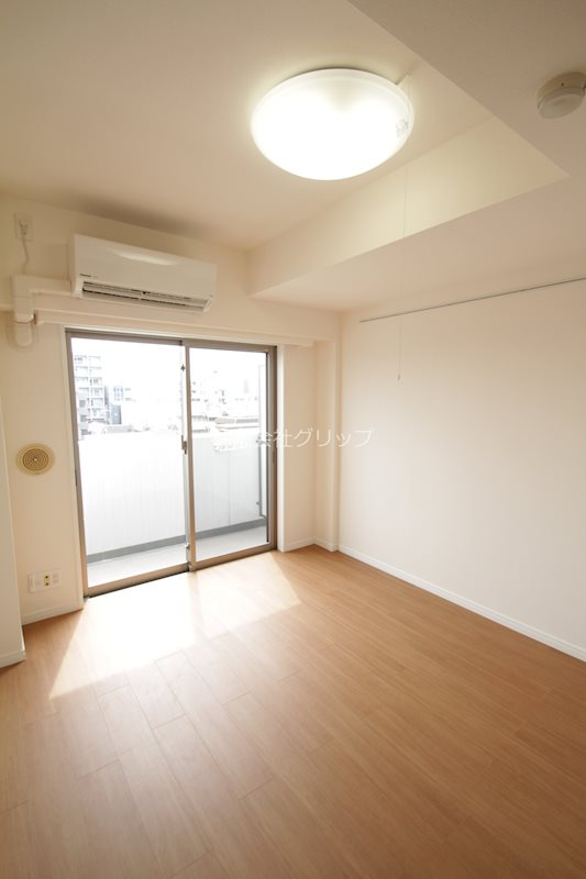 メインステージ川崎Ⅲの洋室