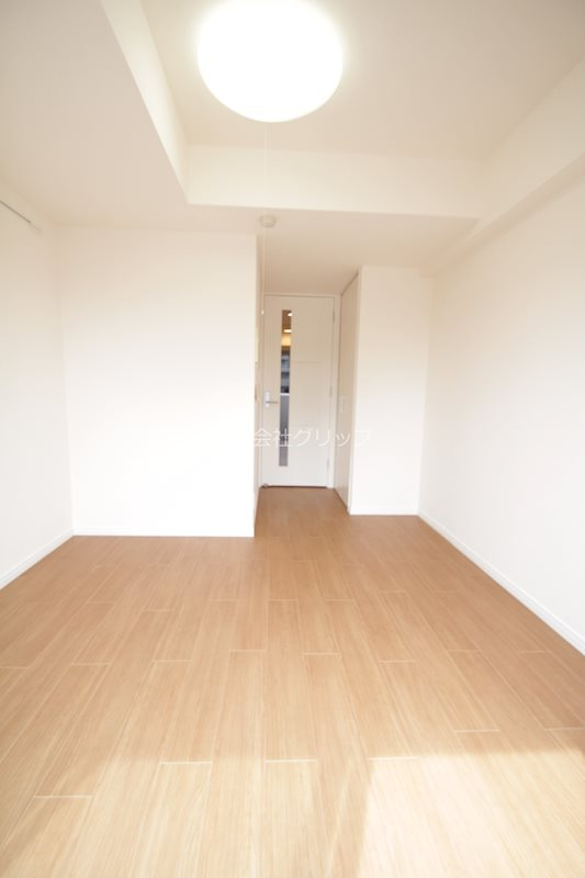 メインステージ川崎Ⅲの居間・リビング