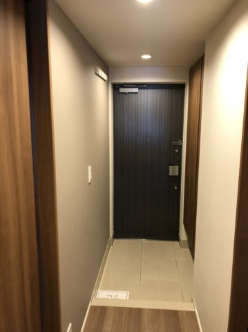 グランシエロ イーストマークスの玄関|玄関・シューズボックス