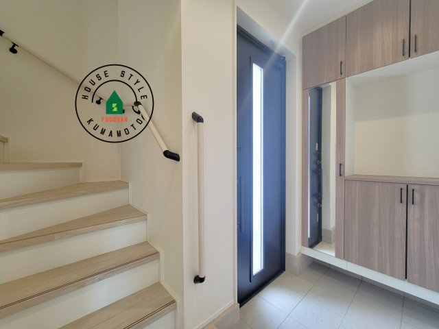 熊本市中央区出水6丁目第4-2棟（1号棟）の内観：施工例|二重ロックでしっかり防犯対策ができます。