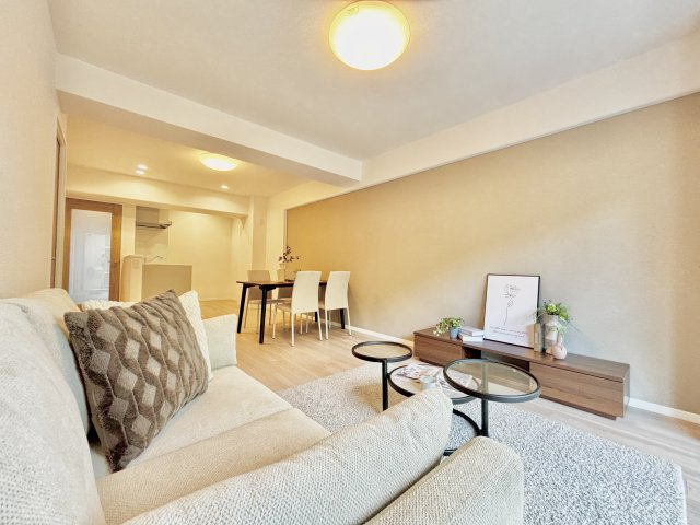 寝屋川コーポラスの居間・リビング