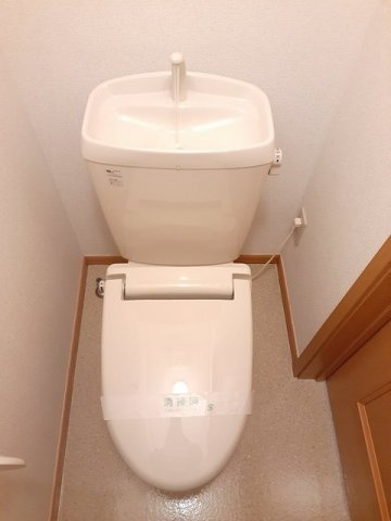 イーストニュータウンＡのトイレ|トイレです