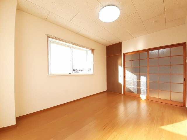 カーサ八幡林の居間・リビング|おしゃれな居間です