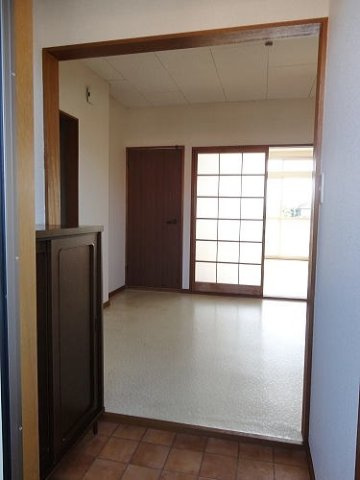 カーサ八幡林の玄関|ゆったりとした玄関です