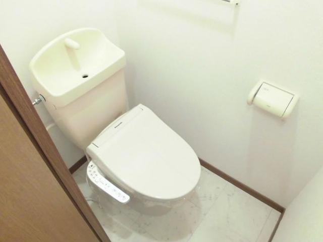 コーポ石川　Ｄのトイレ|コンパクトで使いやすいトイレです