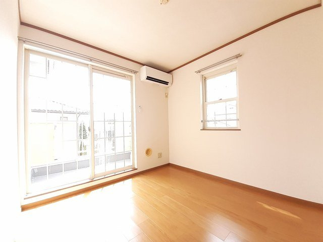 シャンブル・エイトの内装|内装は落ち着いています