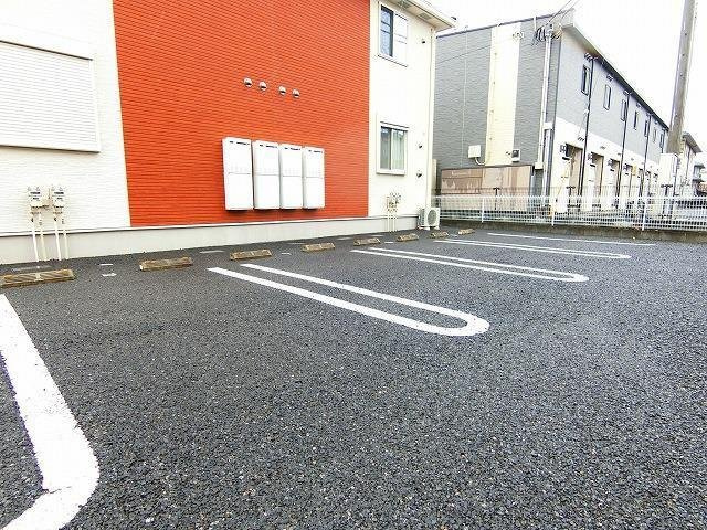 ブルームＡの駐車場|駐車場があるので、車を買う予定の方も安心です