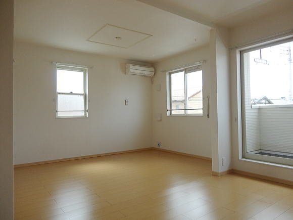 ブルームＡの居間・リビング|おしゃれな居間です