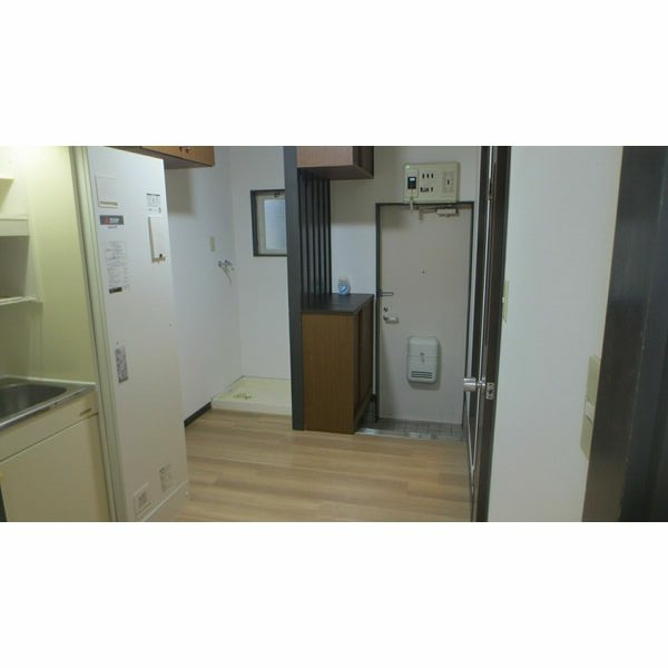 COREの玄関|別部屋のお写真となります。