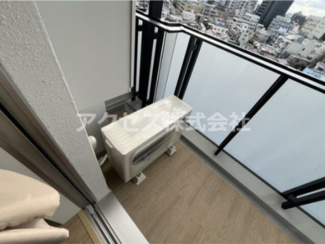 【バルコニー】