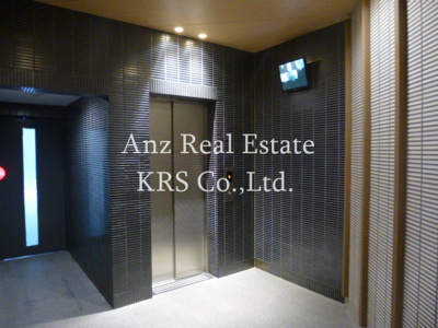 【その他共用部分】 | ポローニア立花通り | エレベーターは防犯カメラが付いているので、安心です♪