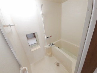 【浴室】 | ノースリバー　Ｂ | きれいなお風呂です