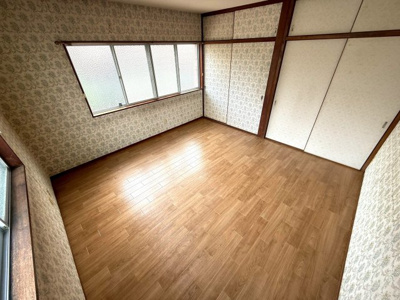 【洋室】 | 寺池台3丁目戸建