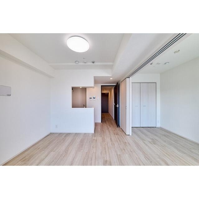 Augusta Residence 新小岩の居間・リビング