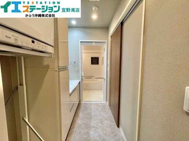 グランデプレミアムビスタ野嵩EASTの脱衣所