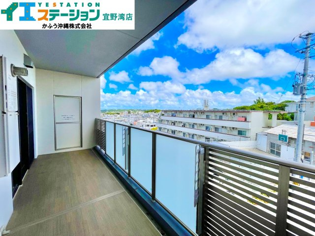 グランデプレミアムビスタ野嵩EASTのバルコニー