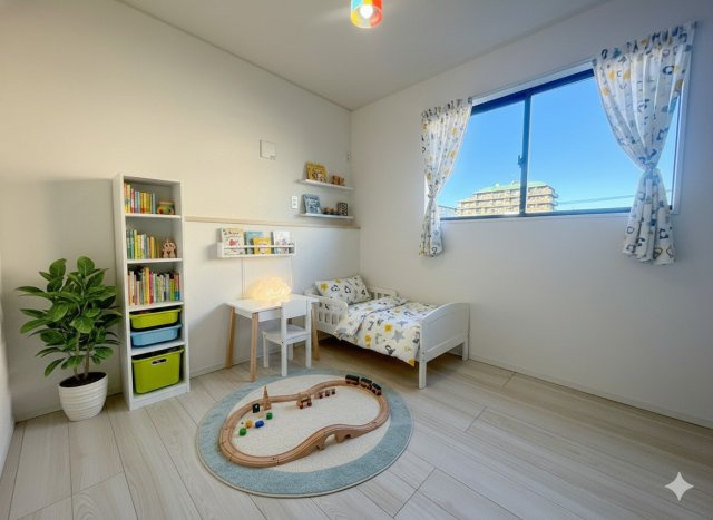 三郷市高州2丁目　新築戸建　全1棟の子供部屋|現況の物件写真にCGによる画像処理を行っています。家具、家電、小物、カーテン等はイメージはCGです。