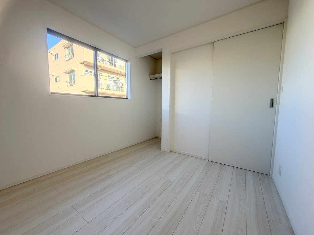 三郷市高州2丁目　新築戸建　全1棟の洋室|洋室4.5帖・子供部屋としていかがでしょう