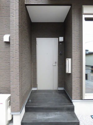 【エントランス】 | プリエ　ハツカリ