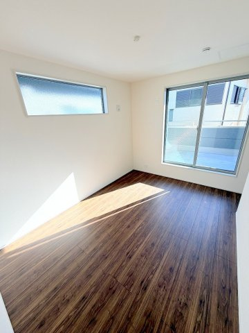 あきる野市瀬戸岡全９棟　新築分譲の洋室