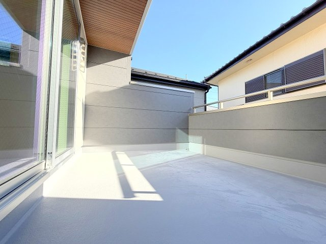 あきる野市瀬戸岡全９棟　新築分譲のバルコニー