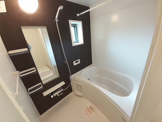 メゾン　アンソレイエの浴室|ゆったり過ごせるお風呂です