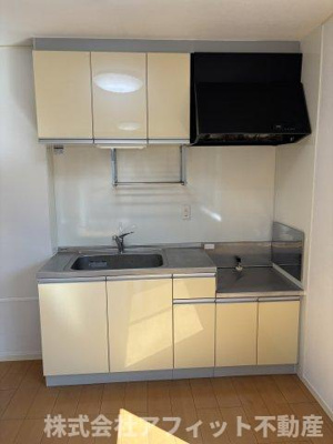 【キッチン】 | レトア桜丘 | 吊戸棚付き