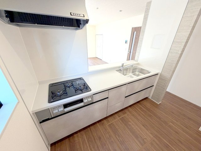 あきる野市瀬戸岡全９棟　新築分譲のキッチン