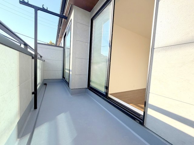 あきる野市瀬戸岡全９棟　新築分譲のバルコニー