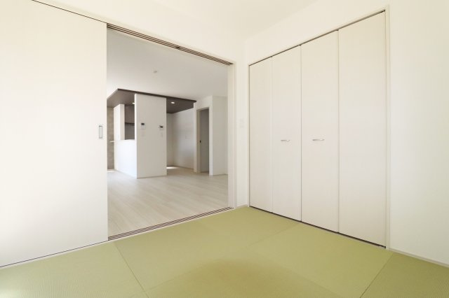 郡山市安積町南長久保２丁目　　　１号棟　　　安積第３小学校、安積第２中学区の和室|※同社施工例