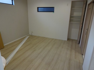 【洋室】 | スリースターヒルズ紫竹西南町