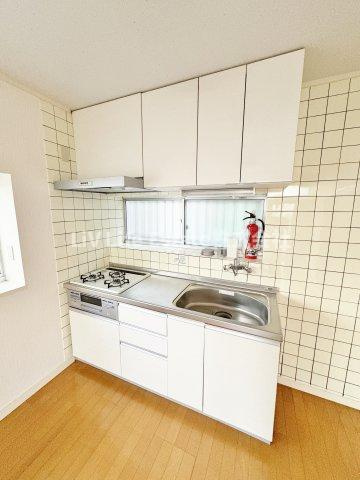 向原５丁目貸家のキッチン