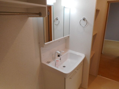 【洗面所】 | アークス | ゆったりとスペースのある洗面所