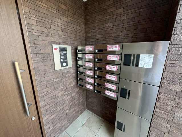 サンライズガーデン宝塚のロビー|毎日通るロビーはこのようになっています