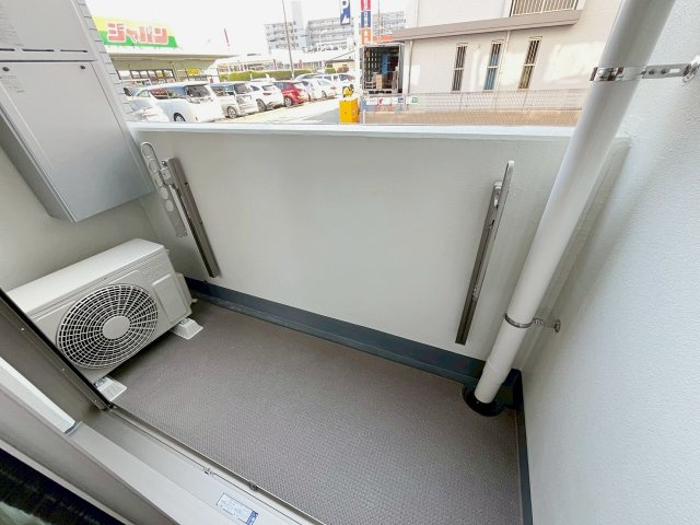 サンライズガーデン宝塚のバルコニー|バルコニーからの眺めを楽しみながら食事をしませんか