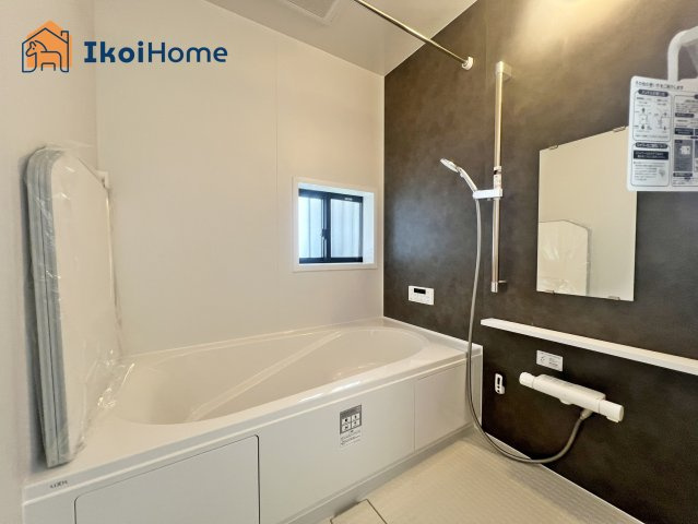 明石市西明石町2丁目　全2棟　A号棟の浴室|【ホームページに現地動画掲載中】●年中無休：当日予約可●小窓ございますので通気・換気良好です。