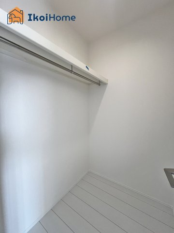 明石市西明石町2丁目　全2棟　A号棟の収納|【ホームページに現地動画掲載中】●年中無休：当日予約可●洋室にはウォークインクローゼットあり！